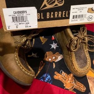 Dbl barrel infant shoes